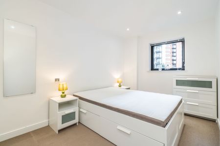 2 bedroom property to rent The Blake Building, Admirals Quay, Ocean Way, Southampton, SO14 - Photo 5