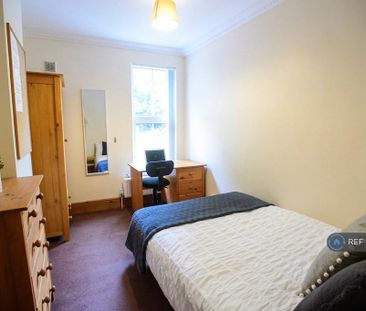 4 bedroom terraced house to rent - Photo 2