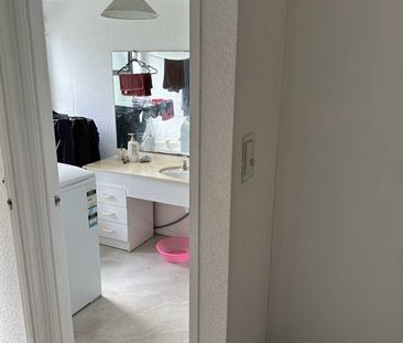 Farm Cove 4 bedroom house. - Photo 6