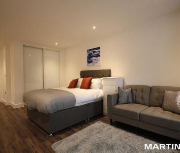 Studio to rent - Photo 2