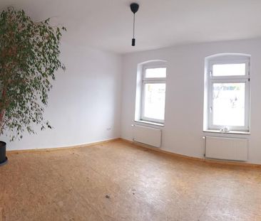 Schönes BÜRO: 2 Zimmer, Bad, Küchenzeile - Photo 1