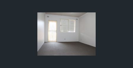 SPACIOUS 1 BEDROOM UNIT AVAILABLE - Photo 4