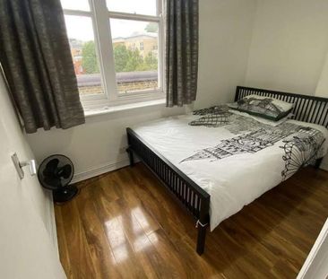 Goswell Road, Barbican, EC1V - Photo 3