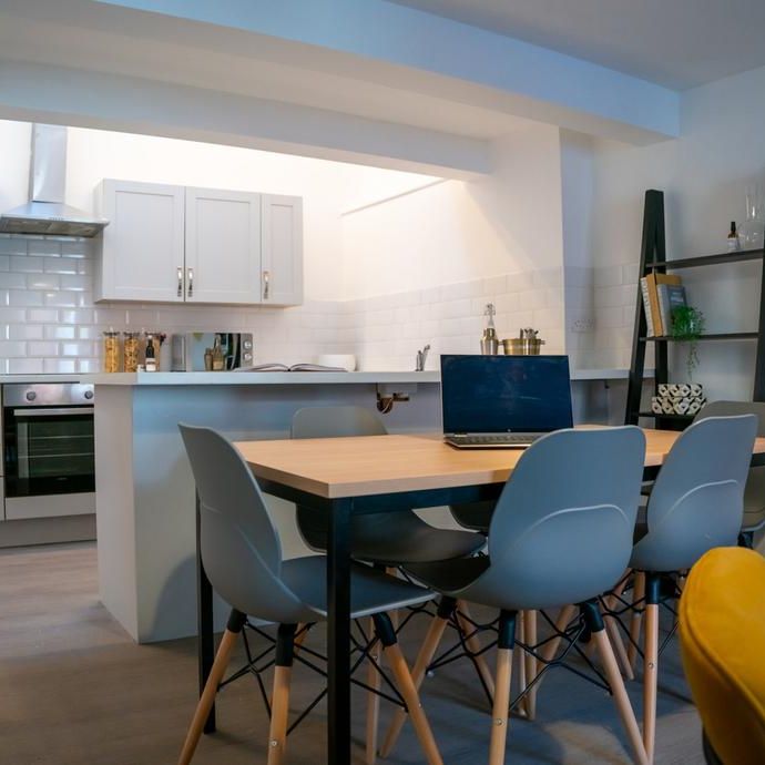 1 bedroom in a house share to rent - Photo 1