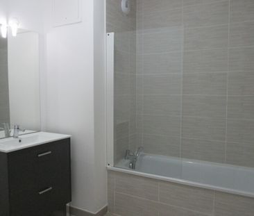 Location Appartement 3 Pièces 59 m² - Photo 2