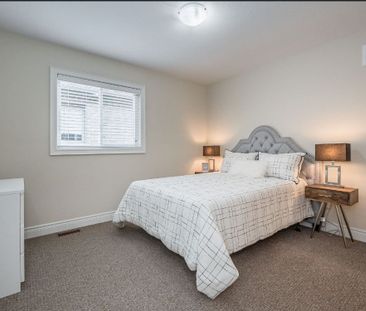 For Lease - 194 Eaglecrest Street Unit# Main Floor, Kitchener, Ontario - Photo 3