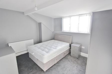 Thompson Road, Sheffield, S11 8RA - Photo 5