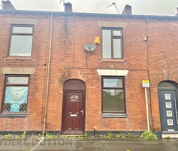 Shaw Road, Royton, Oldham, Greater Manchester, OL2 - Photo 5