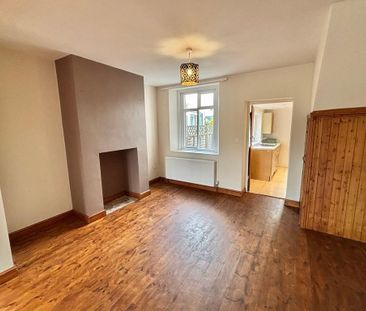 3 bedroom terraced house to rent - Photo 3