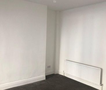 2 Bed Terraced House, Sunbeam Road, L13 - Photo 5