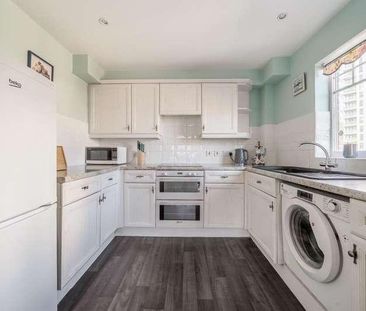 York Road, Woking, GU22 - Photo 3