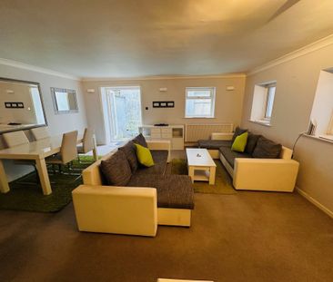 Old Christchurch Road, Bournemouth - Photo 6