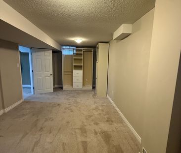 For Lease - 4 Ridgemore Crescent, Brampton, Ontario - Photo 3