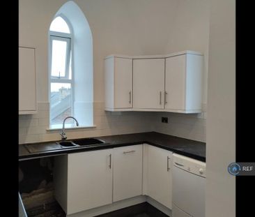 2 bedroom flat to rent - Photo 6