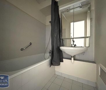 Location Appartement 2 pièces 51m² SAINTES 17100 - Photo 6