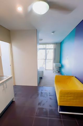 23-25 Strachan St, Sydney - Photo 2