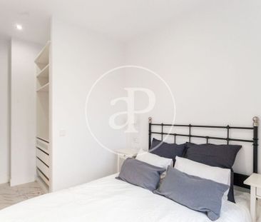 Luxury penthouse for rent in Hortaleza, Spain - Photo 2