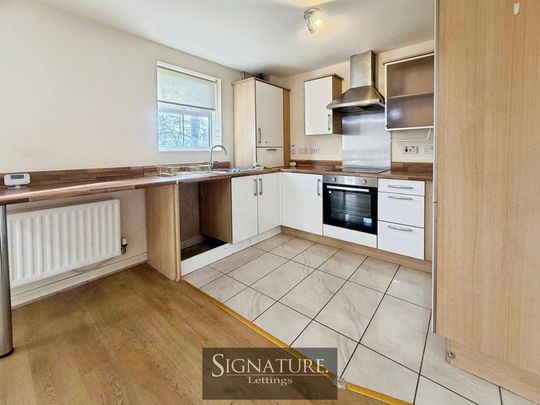 2 bedroom flat to rent - Photo 1