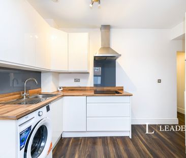 1 bedroom apartment to rent Garlands Road, Redhill, Surrey, RH1 - Photo 2