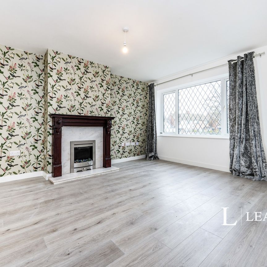 3 bedroom house to rent Whalley Drive, Bletchley, MK3 - Photo 1