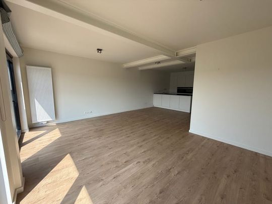 Appartement te huur - Photo 1