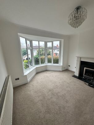 3 Bed Semi-Detached House, Roundhay Grove, LS8 - Photo 1
