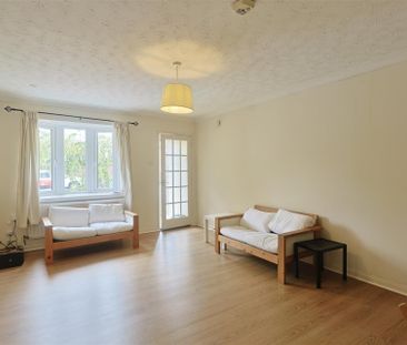 2 bedroom Student End of terrace house to rent in Limewood Court, N... - Photo 1
