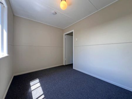 “Take a Stroll to Stones Corner” - Photo 5