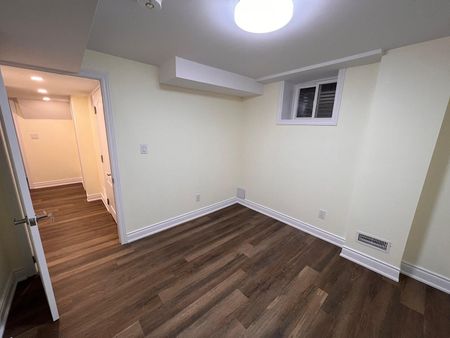 For Lease - 2164 Eighth Line Unit# Bsmt, Oakville, Ontario - Photo 2