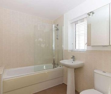 Buckingham - A Fully Redecorated Bed House With New Flooring, Gas H... - Photo 6