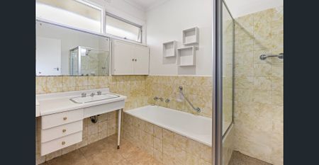 For inspection details please contact: Adriana McDonald amcdonald@hodges.com.au or 9598 1111 - Photo 4