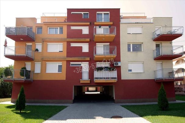 Kiadó újszerű állapotú lakás - Szeged - Fotó 1