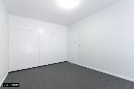 MGM MARTIN - TWO BEDROOM APARTMENT - Photo 3