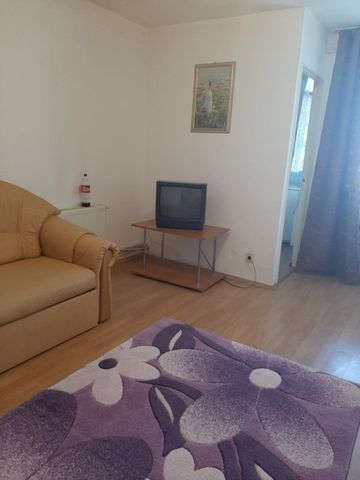 Republicii, zona Palatul Justitiei, gars., etaj 3 - Fotografie 3