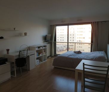Appartement à louer - REIMS PLACE D'ERLON - Photo 2