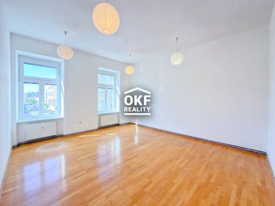 Pronájem bytu 2+1, 60 m 2 - ul. Komenského, Přerov - Photo 1