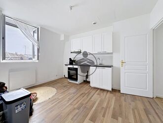 Location Appartement 3 pièces 46 m2 à Saint-Quentin - Photo 2