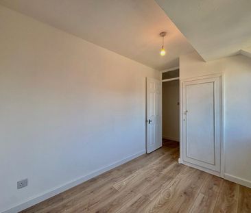 Pevensey Way, Frimley, Camberley, Surrey, GU16 - Photo 6