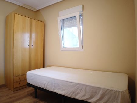 Piso de alquiler en Carrer de Mallorca, Playa Muchavista - Photo 3