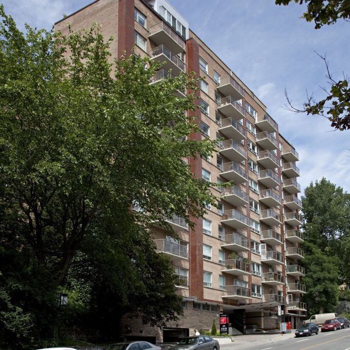 1745 Cedar Avenue - Cedar Plaza - 1 Bedroom - 1745 Avenue Cedar, Montréal - Photo 2