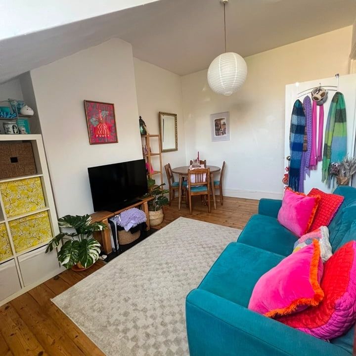 1 Bed Flat, Terrapin Road, SW17 - Photo 1