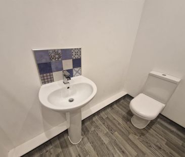 Walter Road, SA1 5RG, Swansea - Photo 6