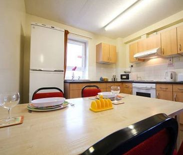 1 Bed - Tumbling Hill Street, University, Bd7 - Photo 4