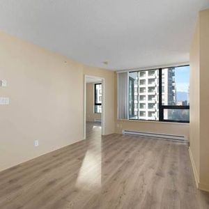 $2700 / Yaletown - 1br & den - 656sqf - Photo 2