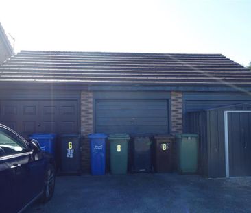 3 bedroom terraced house to rent - Photo 4