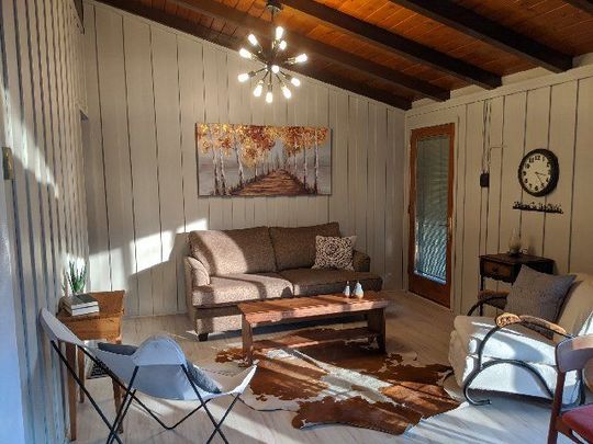 For Lease - 209287 26 Highway, Blue Mountains, Ontario - Photo 1