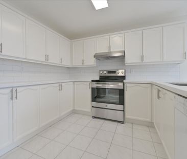 For Lease - 27 Venn Crescent Unit# Main, Toronto, Ontario - Photo 6