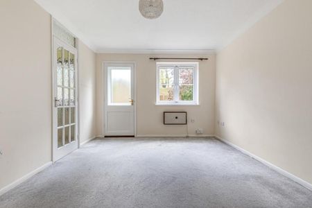 Lindley Road, Walton-On-Thames - Photo 4