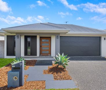 EXCEPTIONAL ENTERTAINER! HIGH SPEC, ELEGANT & SOPHISTICATED STUNNER... - Photo 1