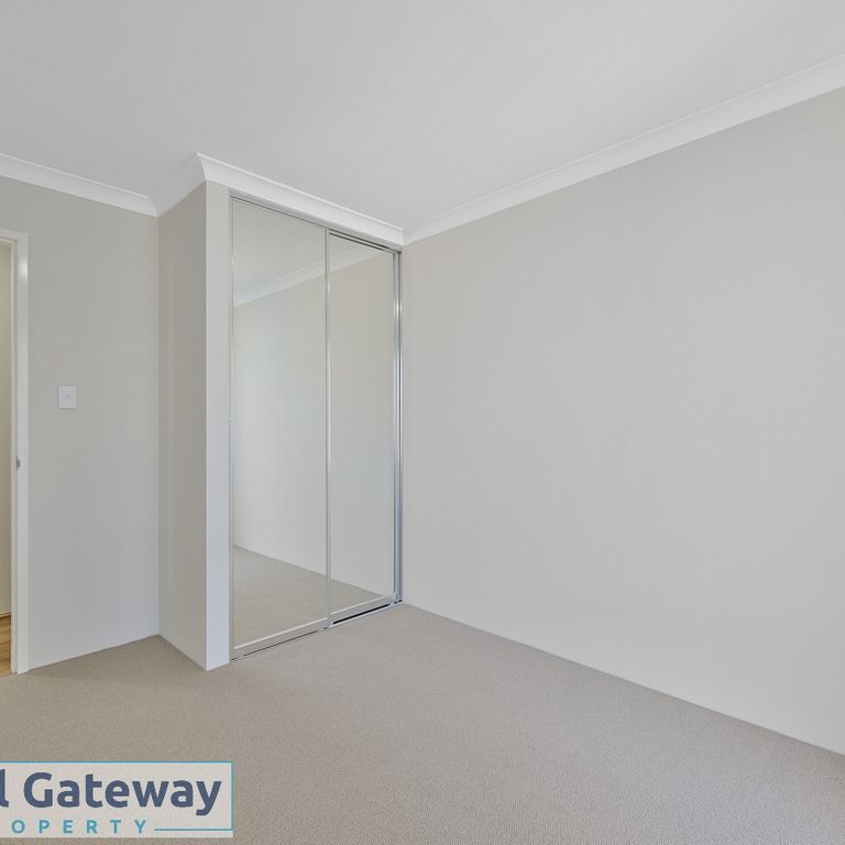 14 Corymbia Way, HAMMOND PARK WA 6164 - Photo 1